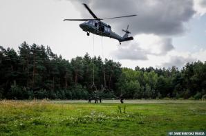 [VIDEO] Gotowi do podjęcia najtrudniejszych zadań. Black Hawk który niedawno wrócił z działań ratowniczo-gaśniczych w Turcji.