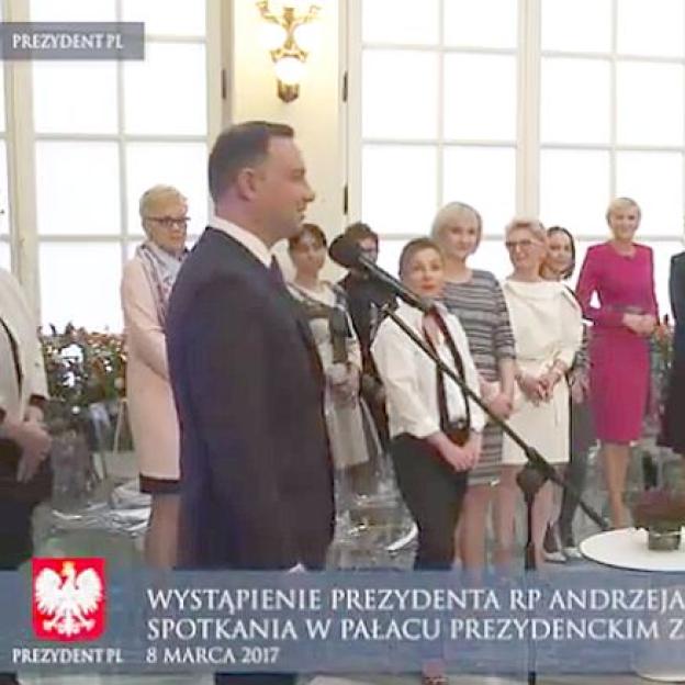 [VIDEO] Z okazji Dnia Kobiet Pierwsza Dama zaprosiła do Pałacu Prezydenckiego licznie przybyłe Panie