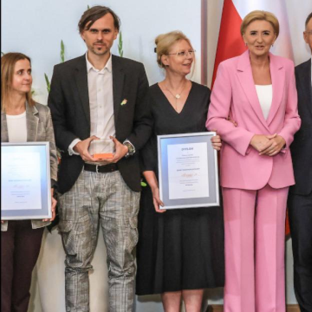 [VIDEO] Para Prezydencka uhonorowała laureatów Konkursu Architektoniczno–Urbanistycznego „Lider Dostępności”. To już dziewiąta edycja konkursu pod Honorowym Patronatem Prezydenta RP